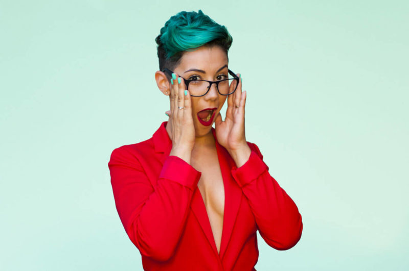 Portada Yaiza RedLights, portavoz salón erótico de Barcelona