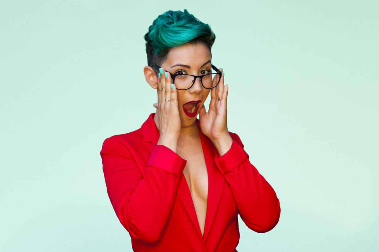 Portada Yaiza RedLights, portavoz salón erótico de Barcelona